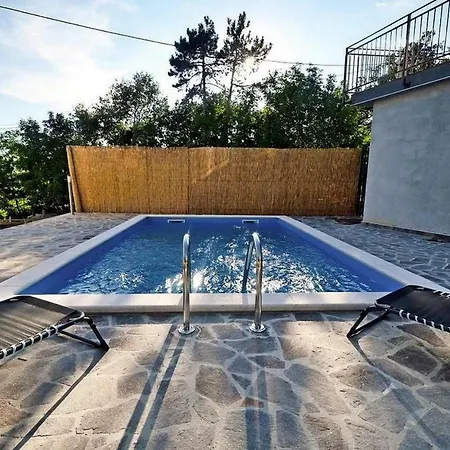 Holiday House Eda With Private Pool Buzet Exterior photo