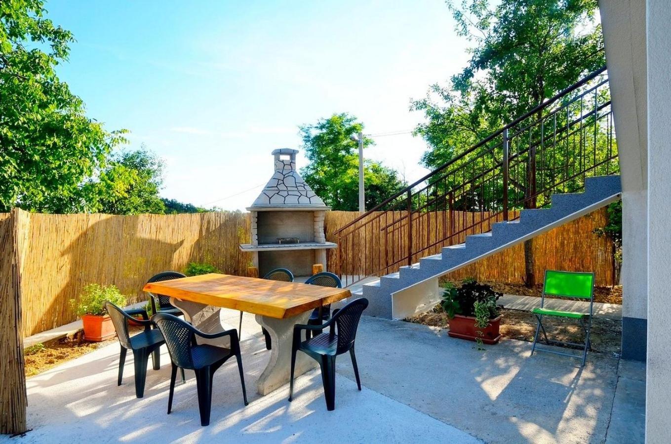 House Eda With Private Pool Holiday home Buzet