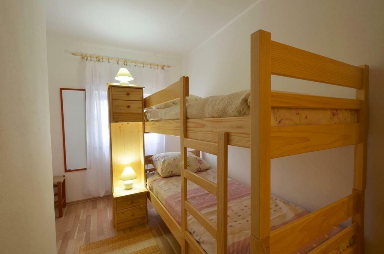 House Eda With Private Pool Holiday home Buzet